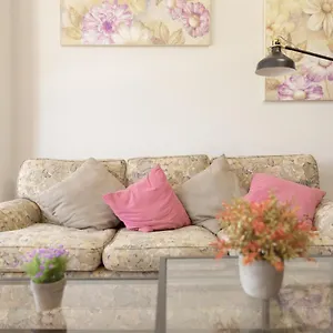 https://malagadevacaciones-echeverria.1costadelsol.com